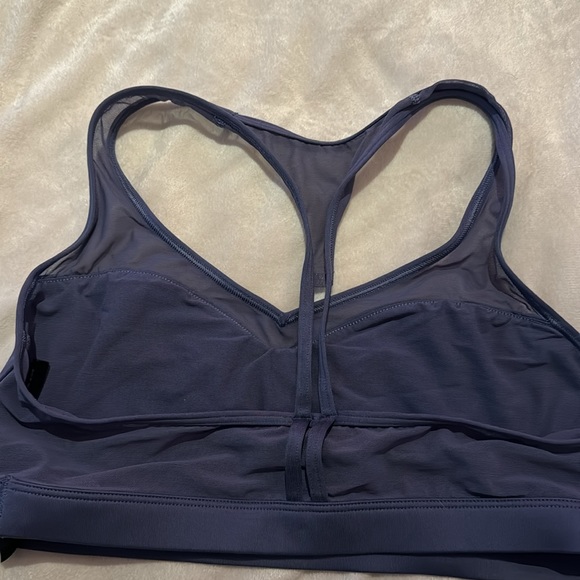 NWOT VS sports bra - Picture 3 of 4